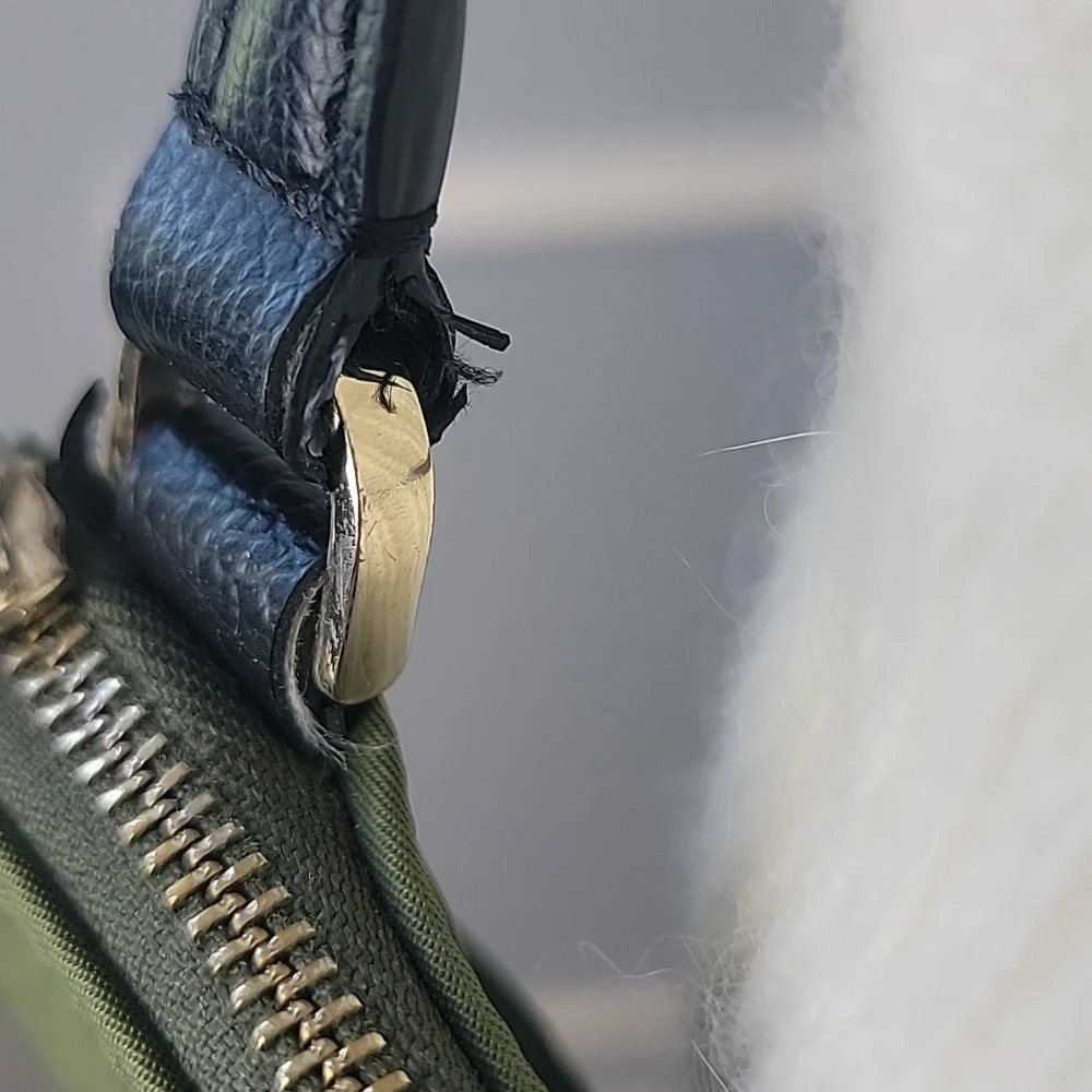 KATE SPADE Dawn Olive Green Nylon Zip Closure‎ Designer Crossbody Shoulder Bag